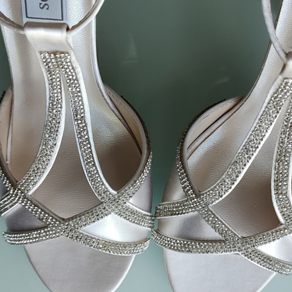 Wedding Heels - image 6